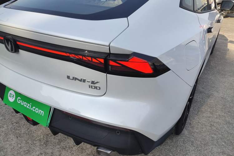 Used CHANGAN UNI-V iDD 2023 Zhidian iDD 1.5T 113km Smart & Fun Version (Rapid Edition) Exterior 6