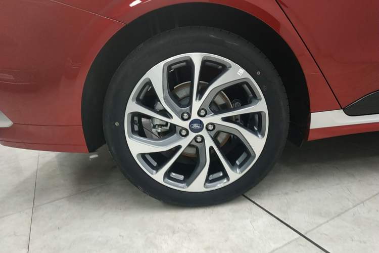 Used Ford Mondeo 2025 2.0T EcoBoost Ultimate Edition
