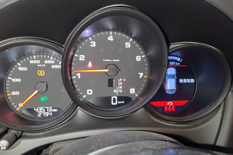 Used Porsche Macan 2020 Macan 2.0T
