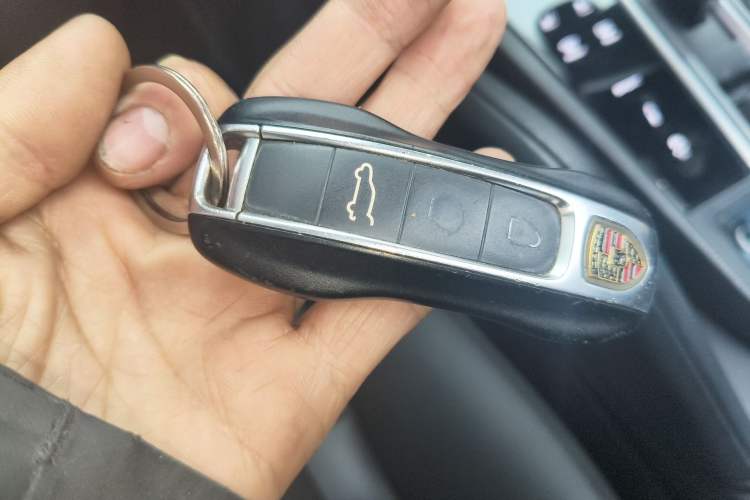 Used Porsche Cayenne 2019 Cayenne 3.0T Vehicle Key