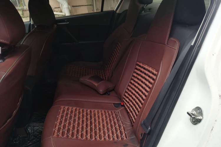 Used Mazda 3 2015 Sedan 1.6L Automatic Elite Model
