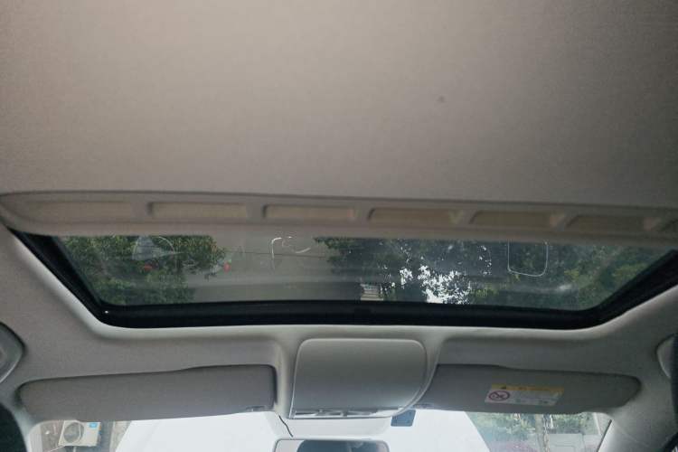 Used Volkswagen Polo 2016 1.6L Automatic Comfort Model Headliner