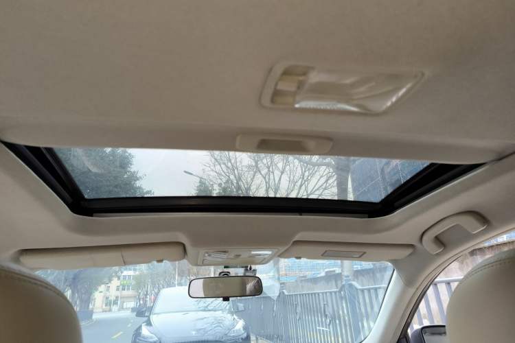 Used Nissan Sylphy 2009 1.6XL Automatic Luxury Sunroof Edition