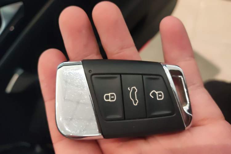 Used Volkswagen Magotan 2020 330TSI DSG Leading Model
