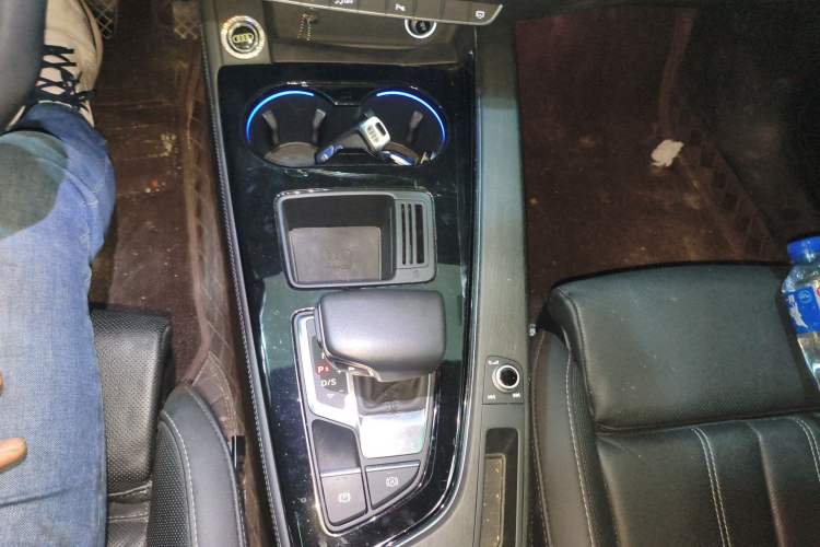 Used Audi A4L 2023 40 TFSI Luxury Dynamic Model