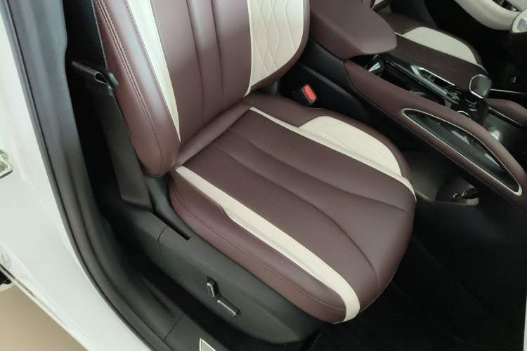 Used Geely Auto Monjaro L 2021 2.0TD DCT EVO Two-Wheel Drive Prestige Version