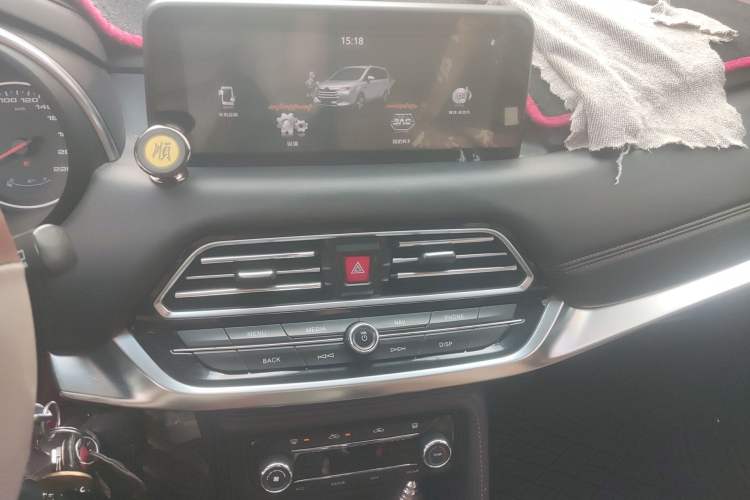 Used JAC Group Refine R3 2018 1.6L Manual Luxury Sunroof Model Audio And AC Panel