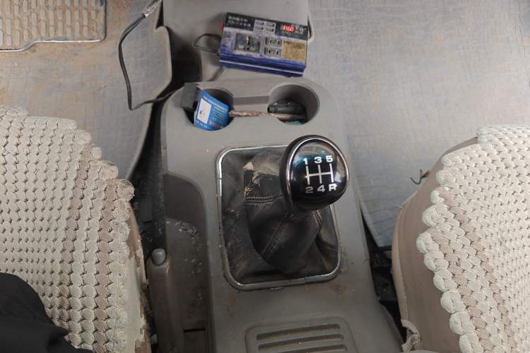 Used FORTHING Lingzhi 2017 Restyled M3L 1.6L 7-Seater Comfort Version
