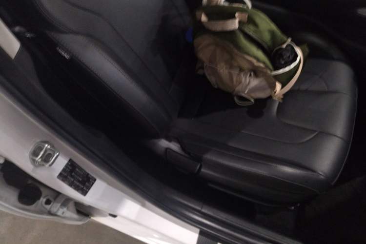 Used Hyundai Elantra 2021 1.5L CVT GLX Elite Edition
