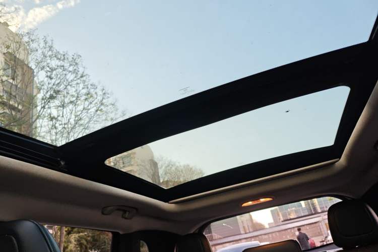 Used Jeep Cherokee 2016 2.4L Professional Smart Version
