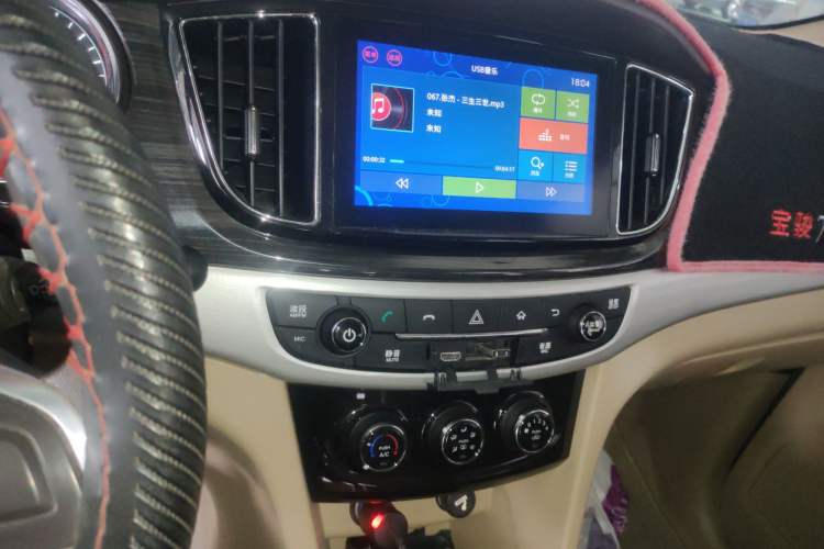 Used Baojun 730 2016 1.5L Manual Comfort Version 7 Seats China V Emission Standard