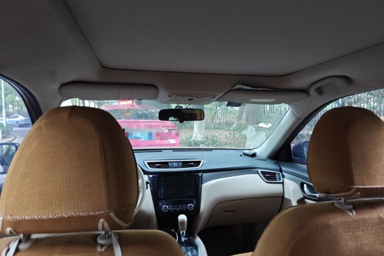 Used Nissan X-Trail 2014 2.0L CVT Comfort Edition 2WD Headliner