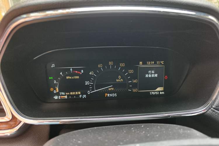 Used Lincoln Continental 2017 2.0T Two-Wheel-Drive Luxury Edition Instrument Cluster