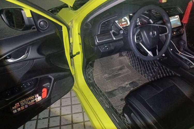 Used Honda Civic 2019 220TURBO CVT Dynamic Edition China V Driver Seat