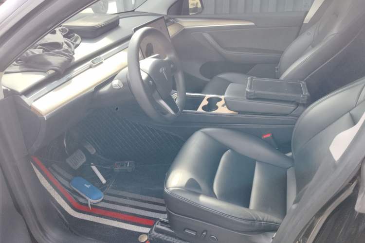 Used Tesla Model Y 2022 Rear-Wheel-Drive Version