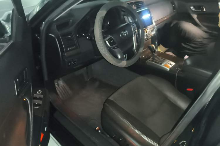 Used Toyota Reiz 2013 2.5V Shangrui Edition
