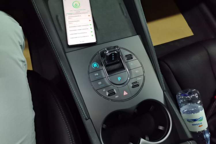 Used BYD Seal 06 New Energy 2025 DM-i Smart Drive 120KM Deluxe Model Gear Lever