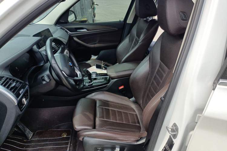 Used BMW X3 2021 Facelift xDrive28i Luxury Package Left Front Seat