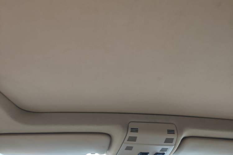 Used BMW X1 2012 sDrive18i Luxury Edition
