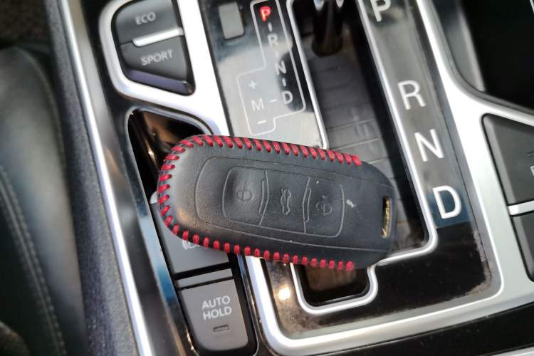 Used Geely Auto Emgrand GT 2015 1.8T Flagship Model
