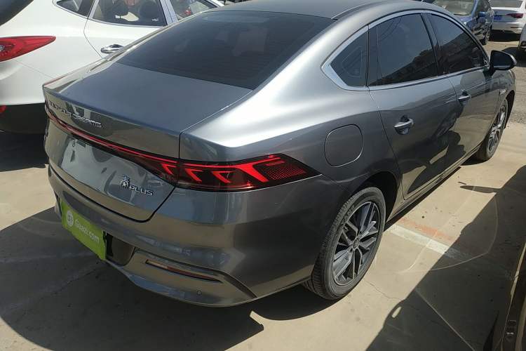 Used BYD Qin PLUS 2023 Champion Edition DM-i 120KM Leading Model
