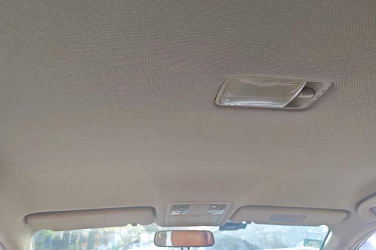 Used Nissan Sylphy 2012 Classic 1.6XE Manual Comfort Edition Headliner