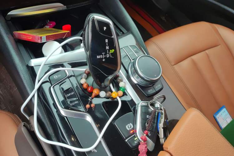 Used BMW 5 Series 2018 528Li Launch Special Edition Gear Lever