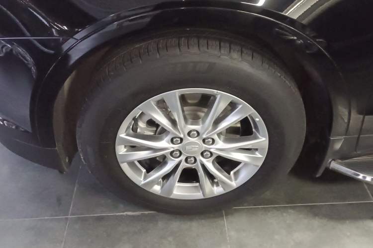 Used Cadillac XT5 2022 2.0T Two-Wheel Drive Luxury Version