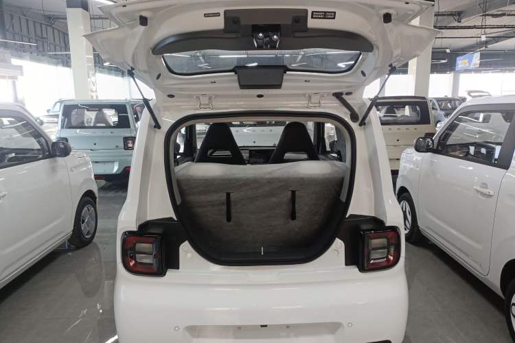 Used Geely Galaxy Panda 2025 210 km – Yuanqi Bear
