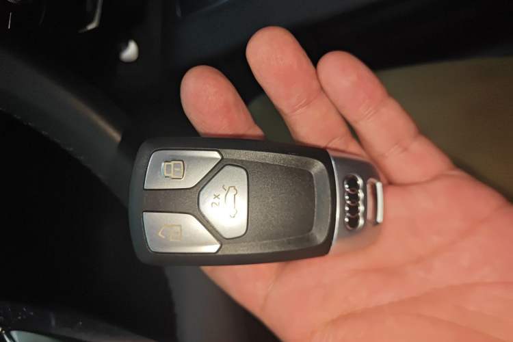 Used Audi Q5L 2020 Updated 40 TFSI Prestige Fashion Edition