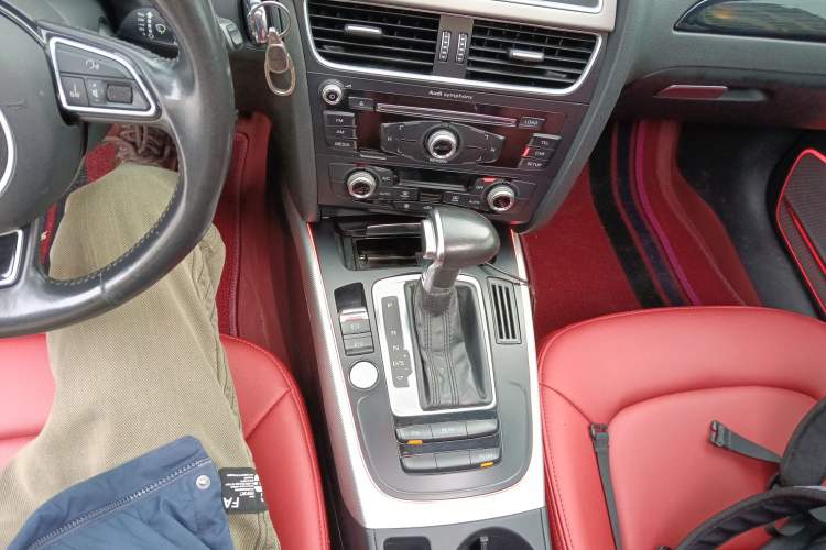 Used Audi A4L 2016 35 TFSI Collector's Edition Automatic Standard Model Gear Lever