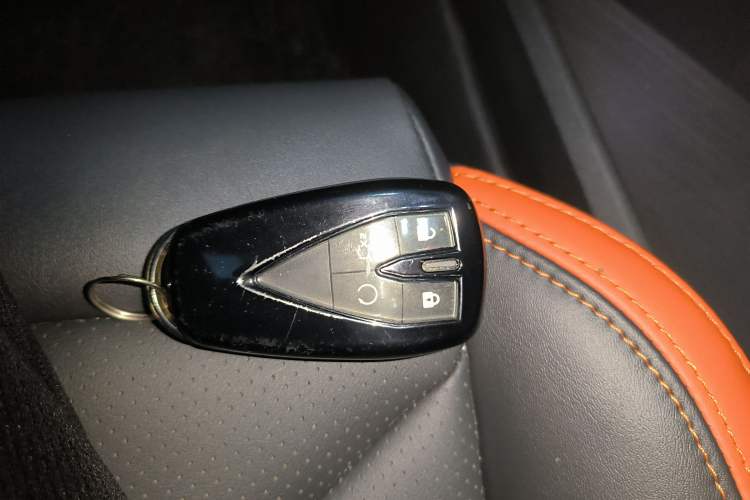 Used Changan UNI-V 2023 1.5T Prestige Model
