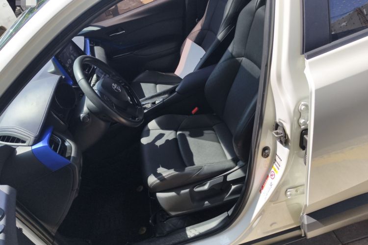 Used Toyota IZOA 2018 2.0L Yichi Edition China V Standard Left Front Seat