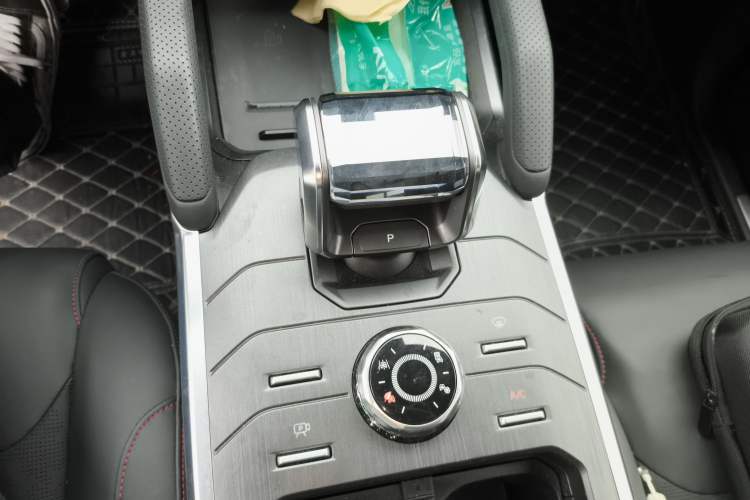 Used JETOUR Traveler C-DM 2024 C-DM 208KM Mountain & Wilderness Edition Gear Lever