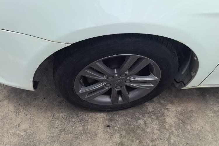 Used Geely Auto Emgrand 2017 Sedan Million Edition 1.5L CVT Upward Version