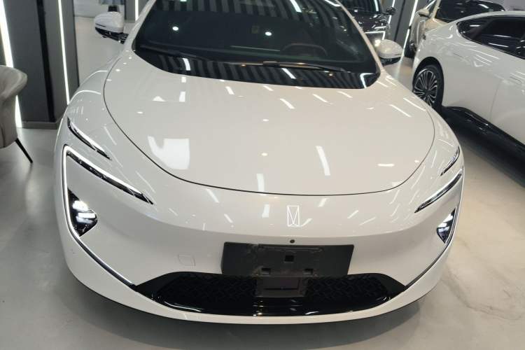 Used Avatr 12 2025 Year Updated Ultra Extended-Range Version Front