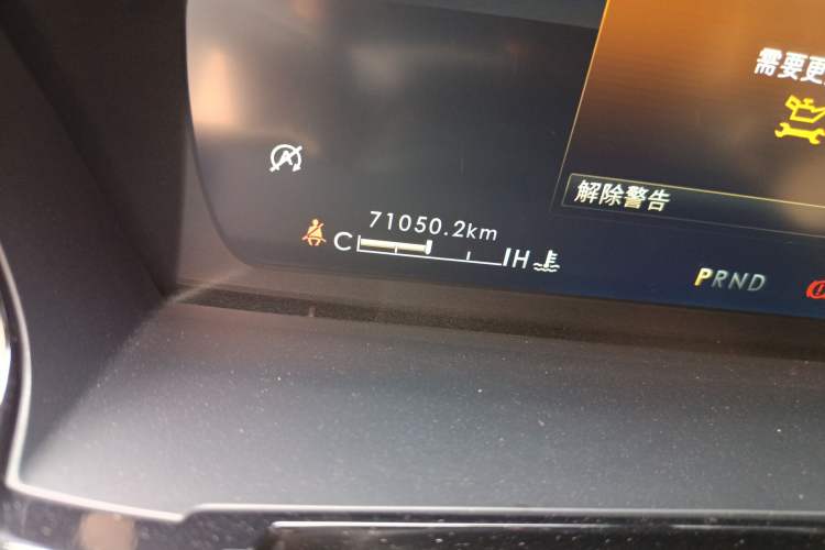 Used Lincoln Corsair 2022 2.0T Four-Wheel Drive Prestige Edition Odometer Close Up