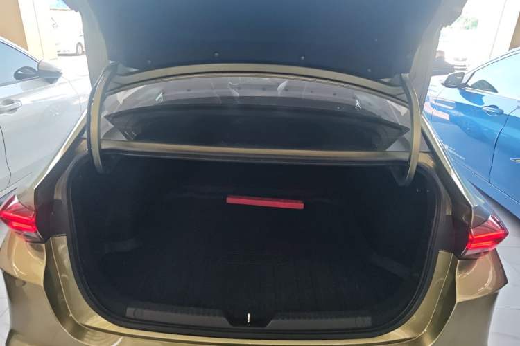 Used GAC Trumpchi EMPOW 2021 270T DCT J15 Version
