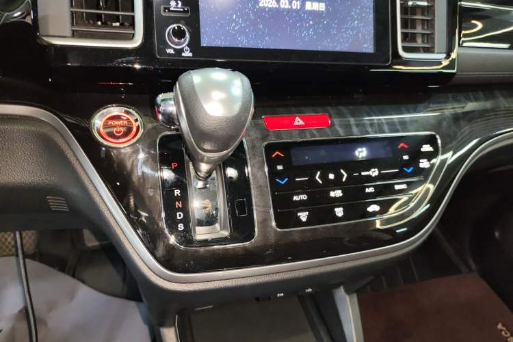 Used Honda Elysion 2019 2.0L Hybrid Luxury Edition
