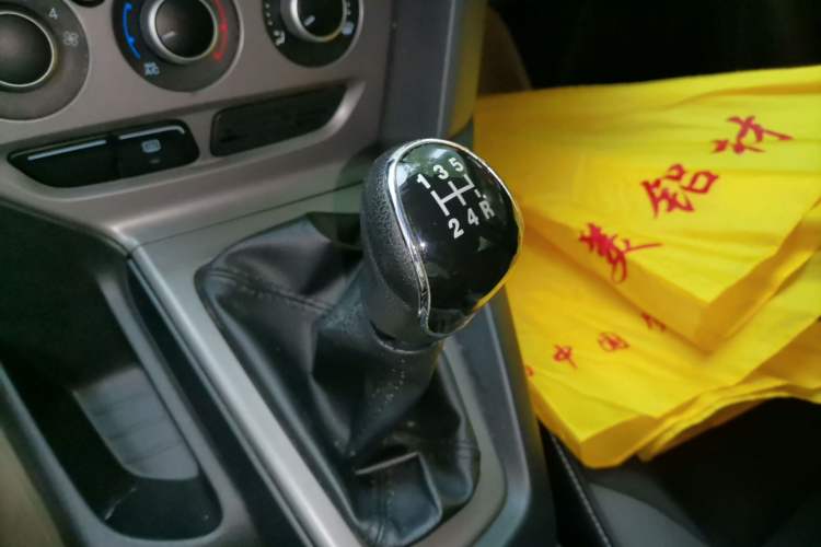 Used Ford Focus 2012 Hatchback 1.6L Manual Comfort Model
