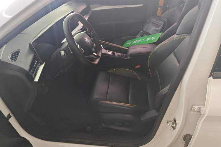 Used MG 5 Scorpio 2022 1.5T Trophy Sport Luxurious Edition
