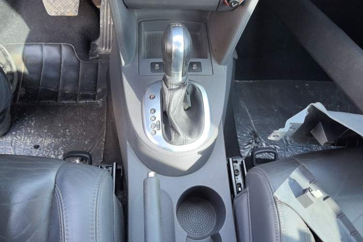 Used Volkswagen Touran 2015 1.4T DSG Comfort Edition 5 Seats