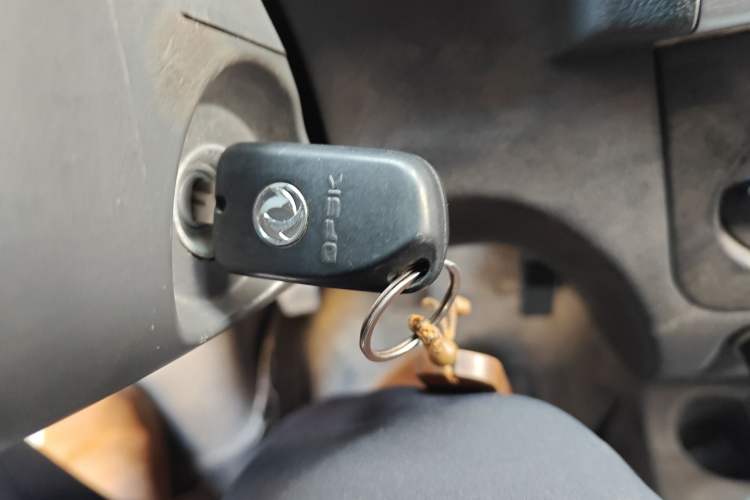 Used Dongfeng Xiaokang K05S 2019 1.2L Practical Version China VI Standard DK12
