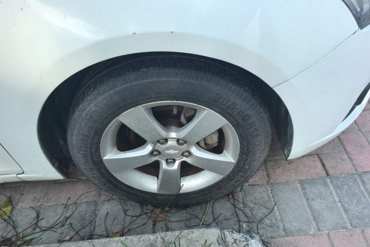 Used Chevrolet Cruze 2013 1.6L SL Grand Edition Manual Transmission