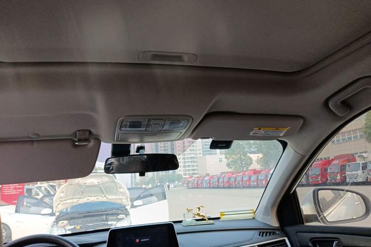 Used Dongfeng Fengon 580 2021 ☆ Star Edition 1.5T Manual Luxury Version Headliner