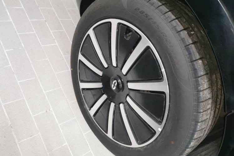 Used Hima AITO M9 2024 Range-Extended Ultra Version 42 kWh 6-Seater Model