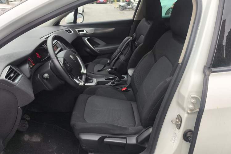 Used DS 5LS 2016 1.6T Comfort Edition THP160 Left Front Seat