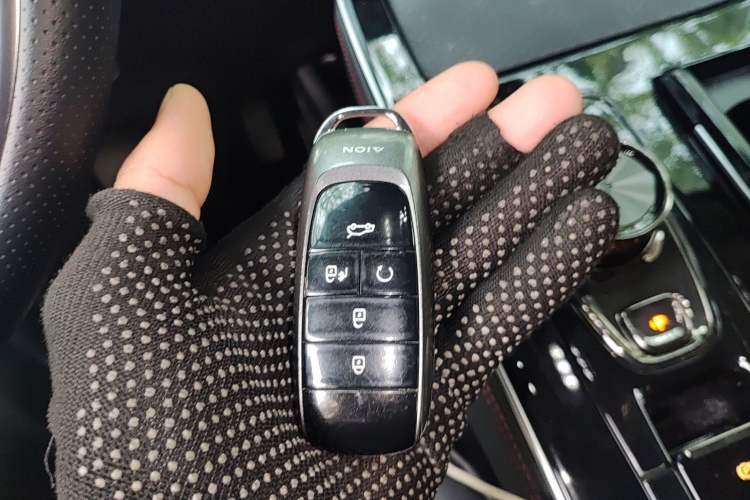 Used AION V 2021 Plus 70 Smart Edition Lithium Iron Phosphate
