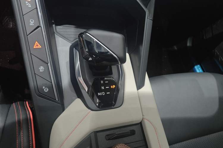 Used Lynk & Co 06 2020 1.5T YAO Halo