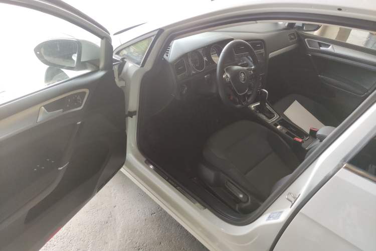 Used Volkswagen Golf 2020 280TSI DSG Comfort Version Driver Seat